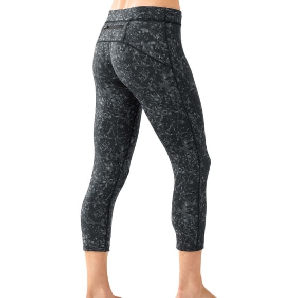 SMARTWOOL PhD Printed Capris - Picture 2 of 5